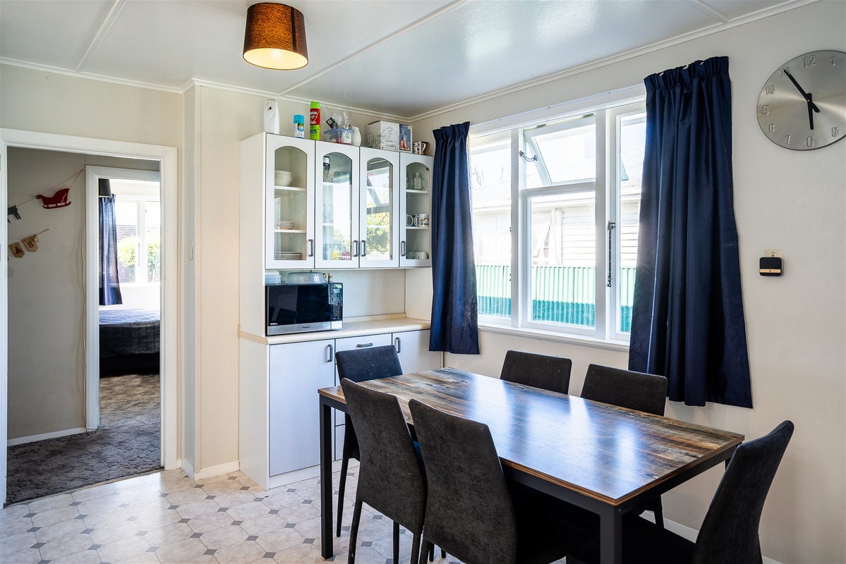 10 Neal Crescent, Onekawa, Napier - Carousel 2