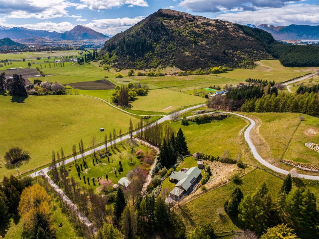 599 Mount Barker Road, Wanaka - Carousel 24