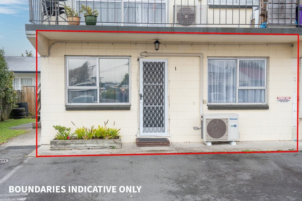 1/4 Wha Street, Frankton, Hamilton - Carousel 1