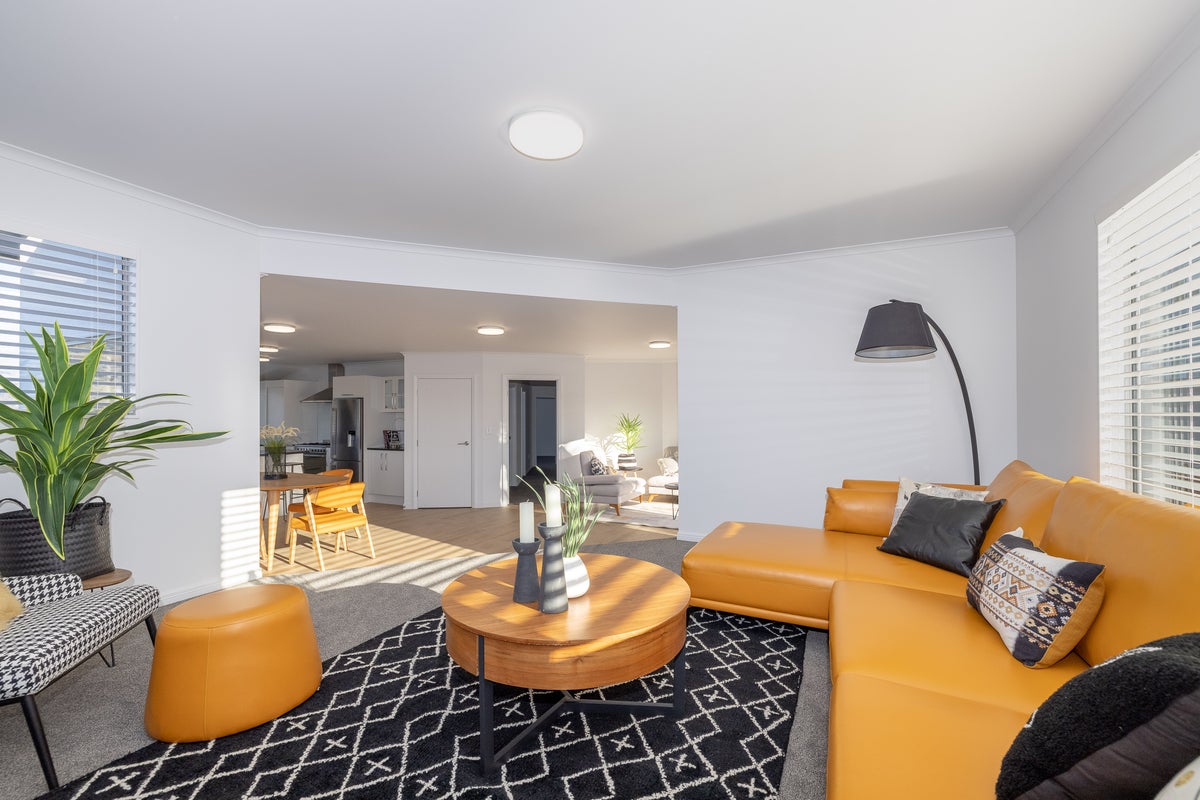 112 Anderson Road, Wānaka - Carousel 2