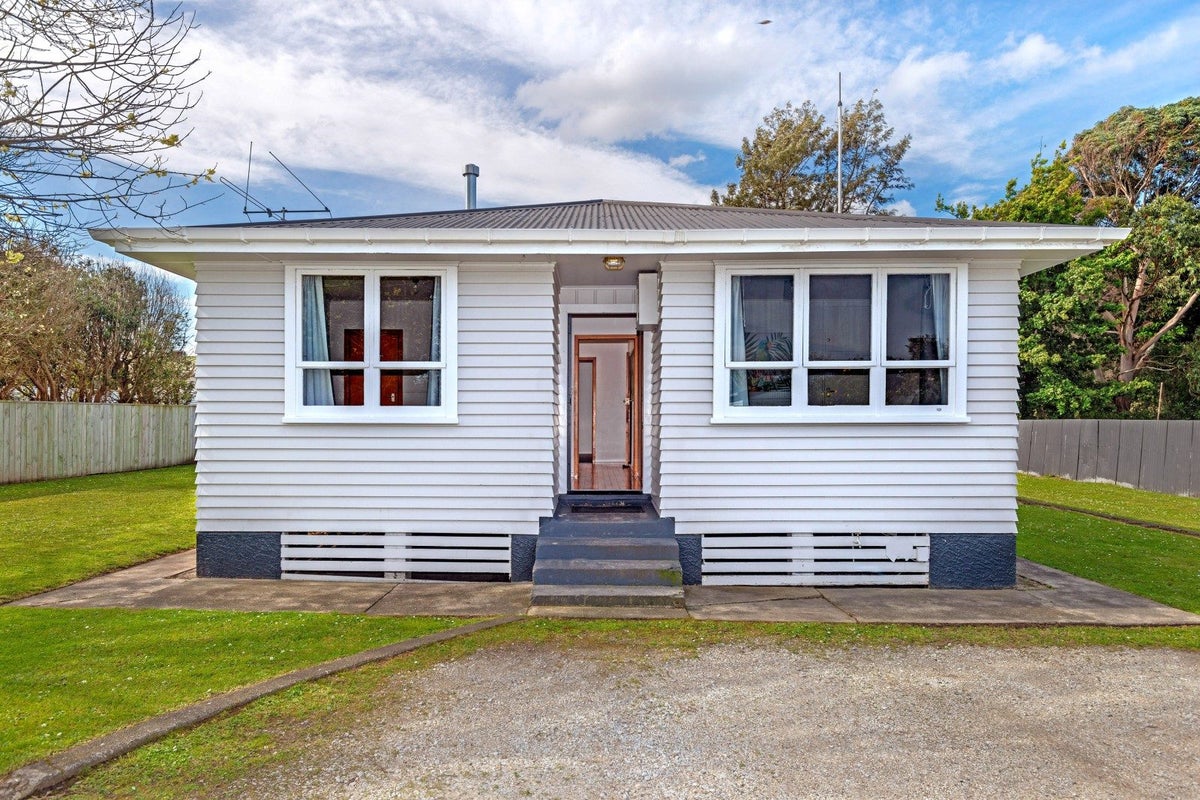 8 Grundy Street, Mangapapa, Gisborne - Carousel 2