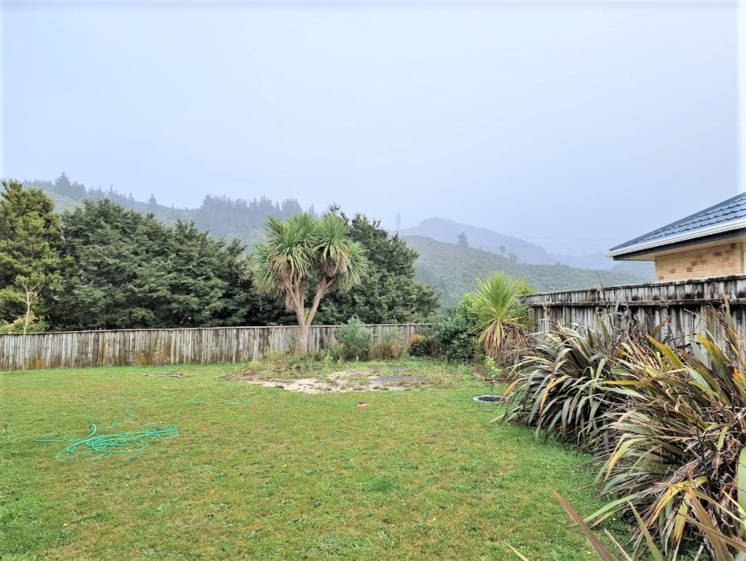 16 Ormrod Grove, Riverstone Terraces, Upper Hutt - Carousel 11