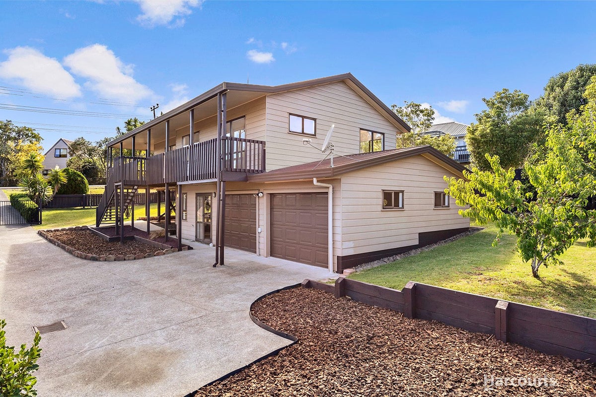 91 Simpson Road, Ranui, Auckland - Carousel 2