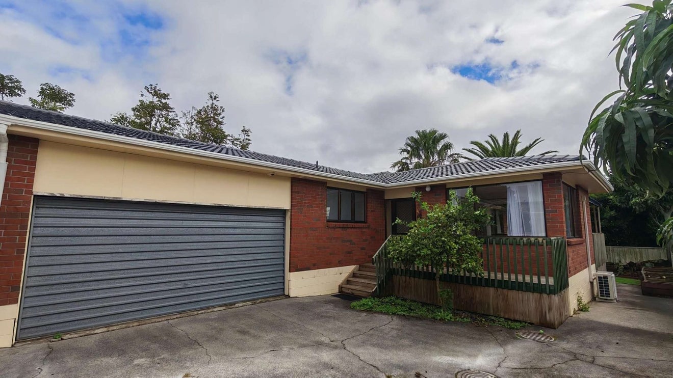 2/889 Dominion Road, Mount Roskill, Auckland - Carousel 1