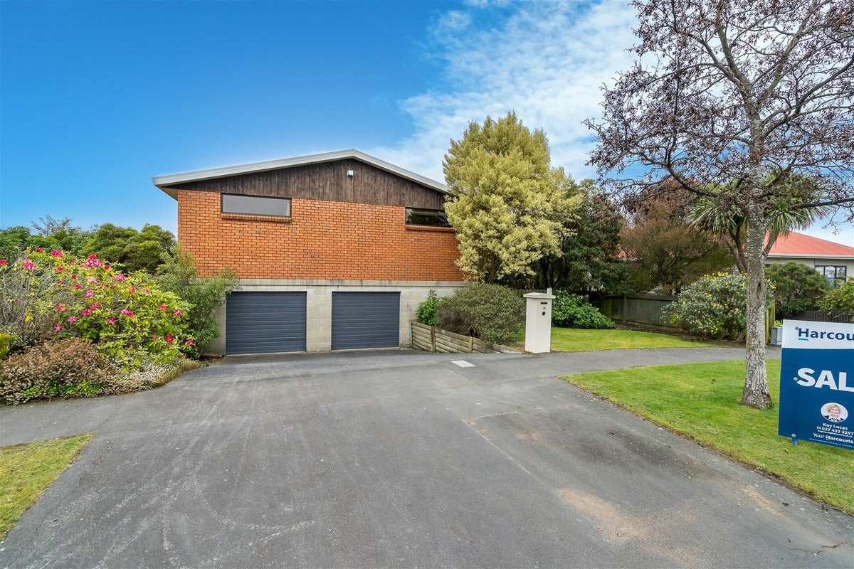 35 Walton Park Avenue, Fairfield, Dunedin - Carousel 22