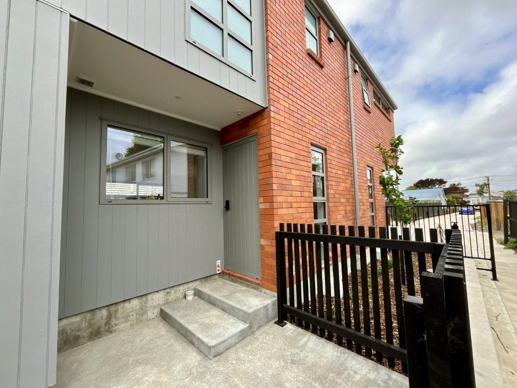 11/95 Olliviers Road, Phillipstown, Christchurch - Carousel 1