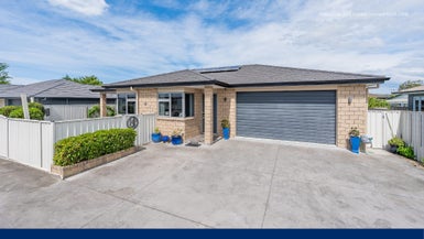 1240A Louie Street, Parkvale, Hastings - Carousel 1