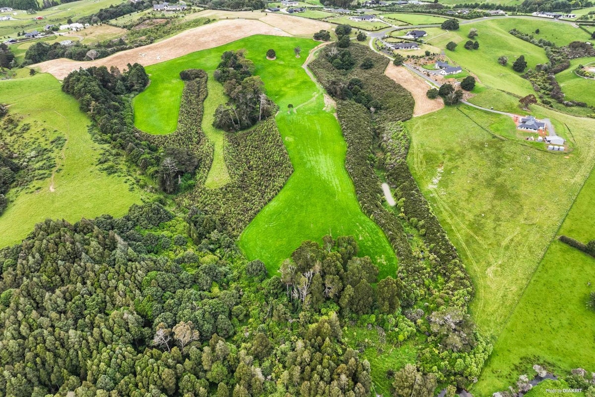 61 Gordon Francis Drive, Paerata, Pukekohe - Carousel 2