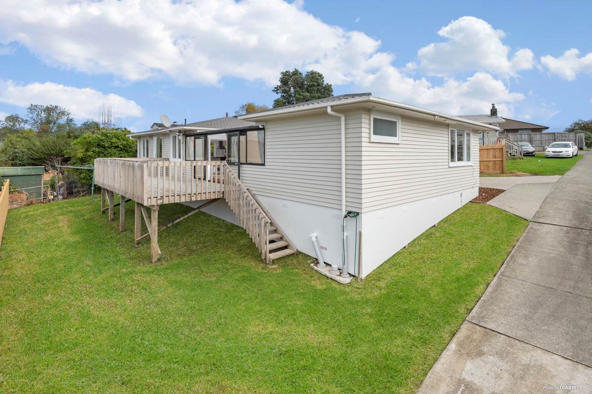 108B Woodglen Road, Glen Eden, Auckland - Carousel 1