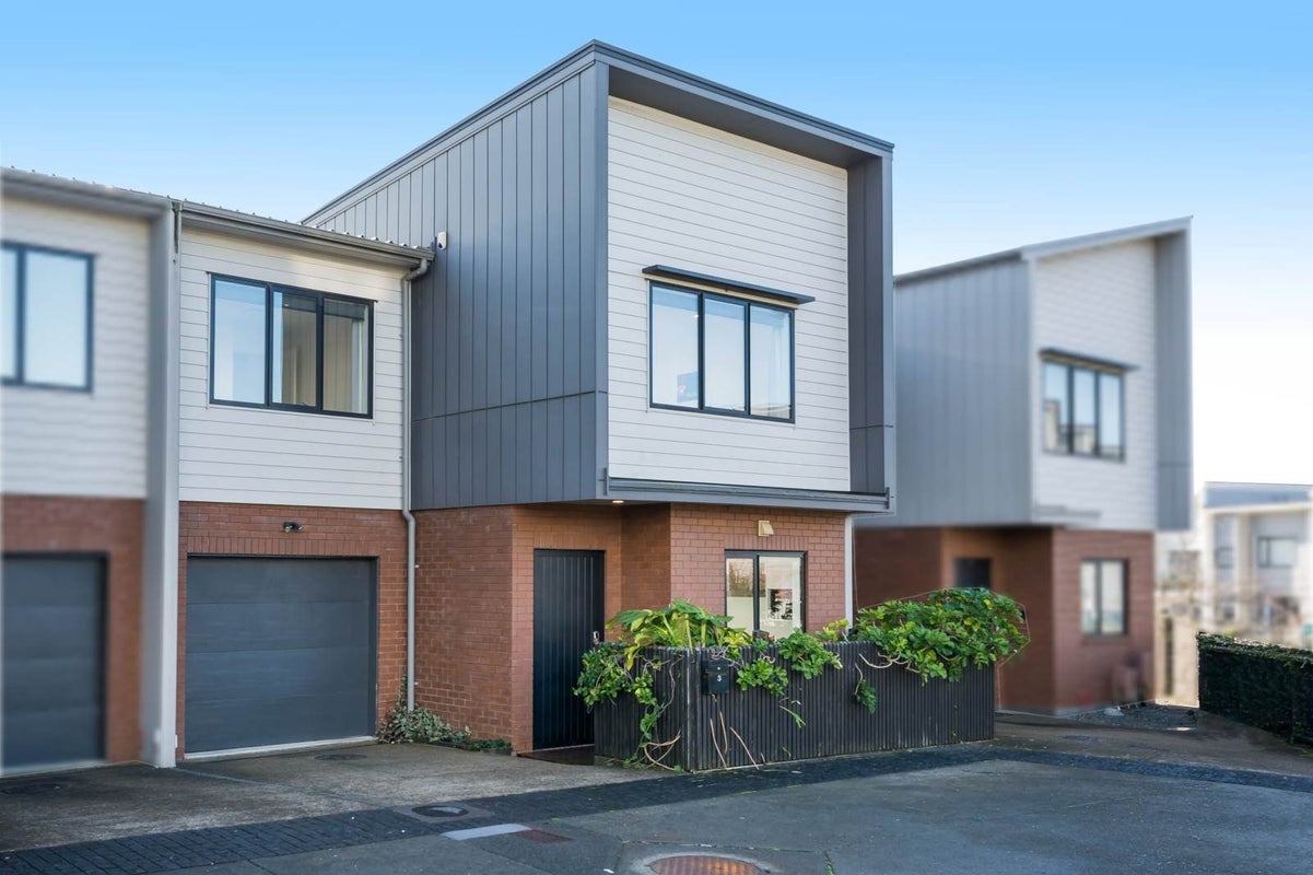 3 Moki Place, Long Bay, Auckland - Carousel 18