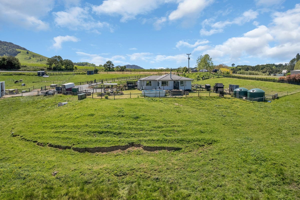 80 Lovell Road, Whangarei - Carousel 40