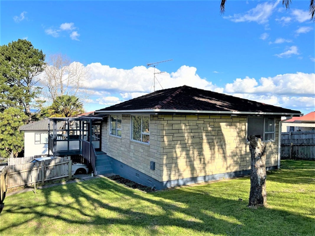 35 Leaver Place, Weymouth, Auckland - Carousel 14