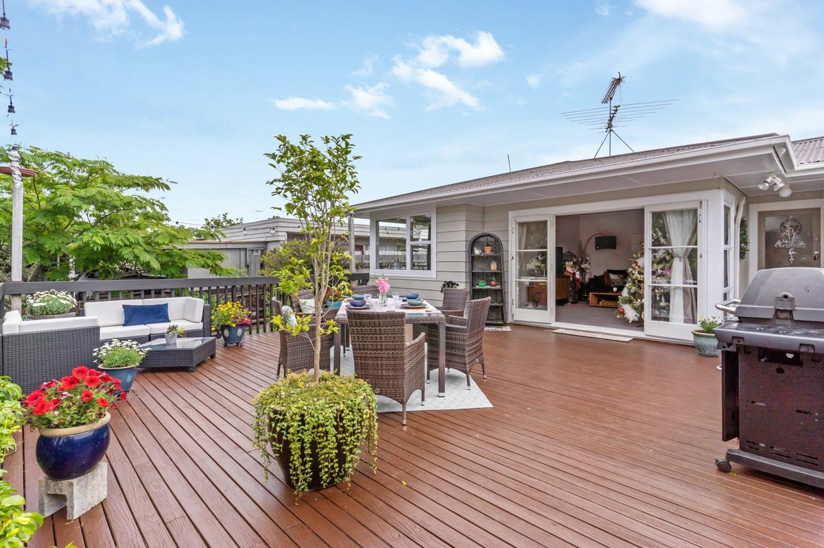 1/33 O'donn Avenue, Beach Haven, Auckland - Carousel 2
