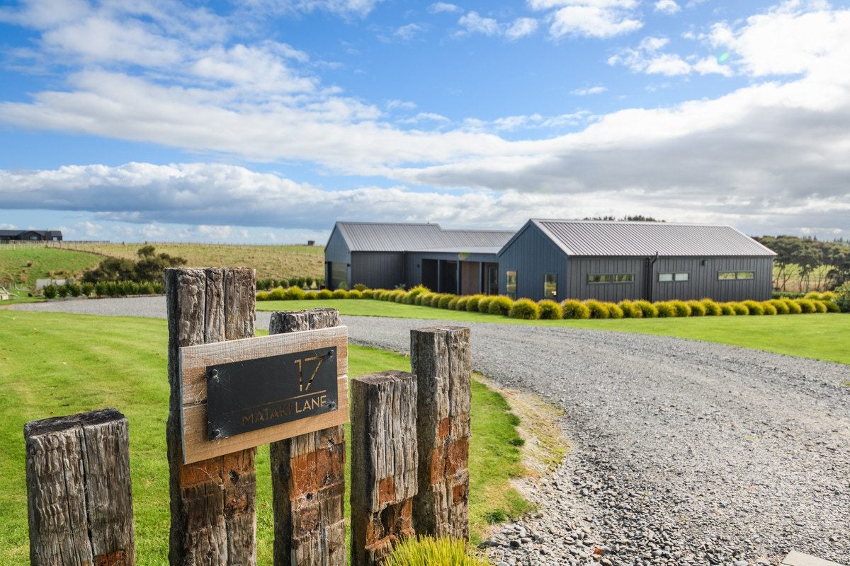 17 Mataki Lane, Halcombe, Feilding - Carousel 26