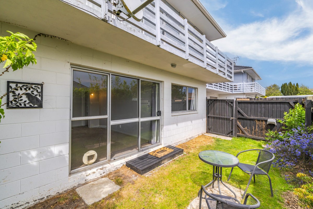 1/93 Geraldine Street, Edgeware, Christchurch - Carousel 1