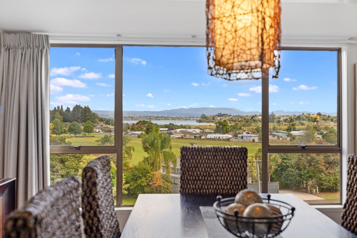 43 Carlton Street, Bellevue, Tauranga - Carousel 1