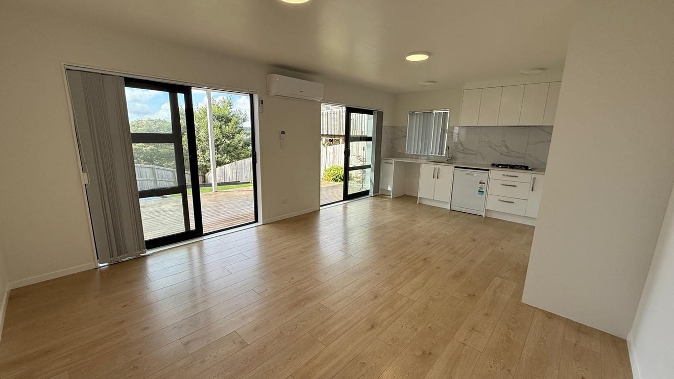 1 Silverhill Lane, Silverdale, Silverdale - Carousel 2