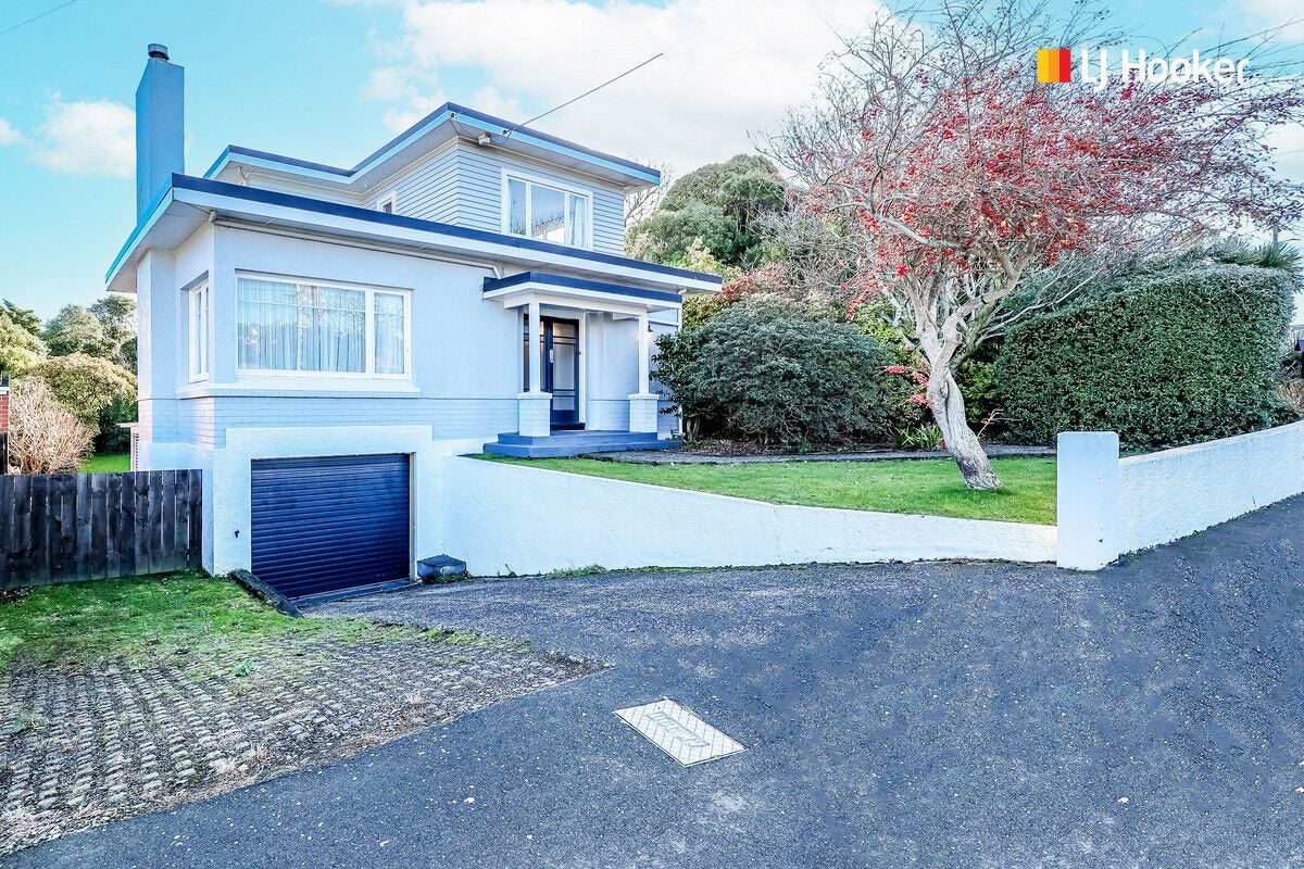 201 Musselburgh Rise, Andersons Bay, Dunedin - Carousel 1
