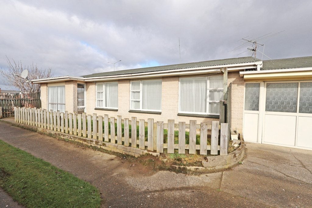 14 Regent Street, Newfield, Invercargill - Carousel 2