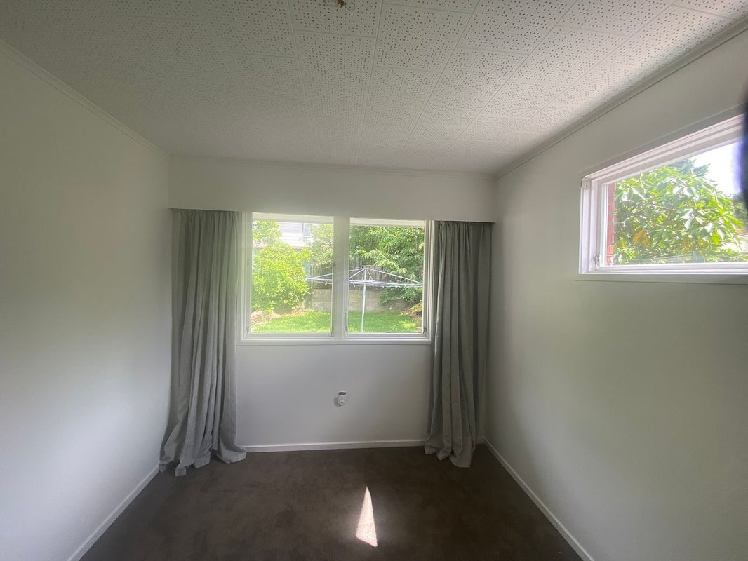 27 Tawa Street, Hilltop, Taupo - Carousel 14