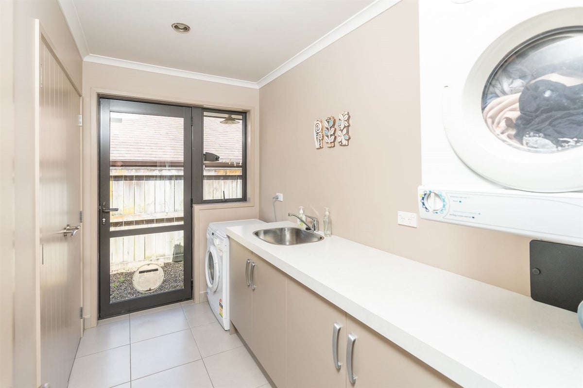 5 Darjon Drive, Huntington, Hamilton - Carousel 27