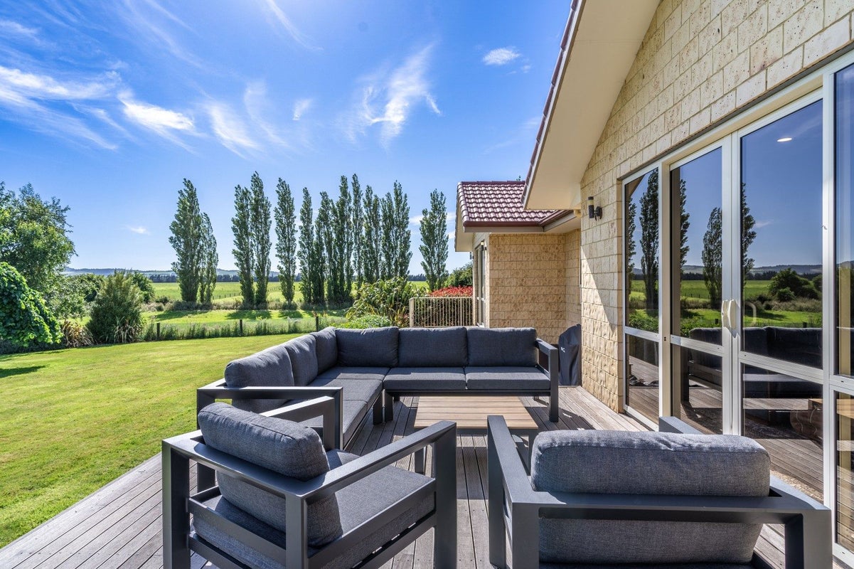 331 Makarewa-Browns Road, LOCHIEL, WINTON - Carousel 29