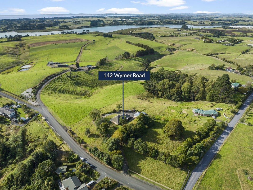 142 Wymer Road, Waiuku - Carousel 2