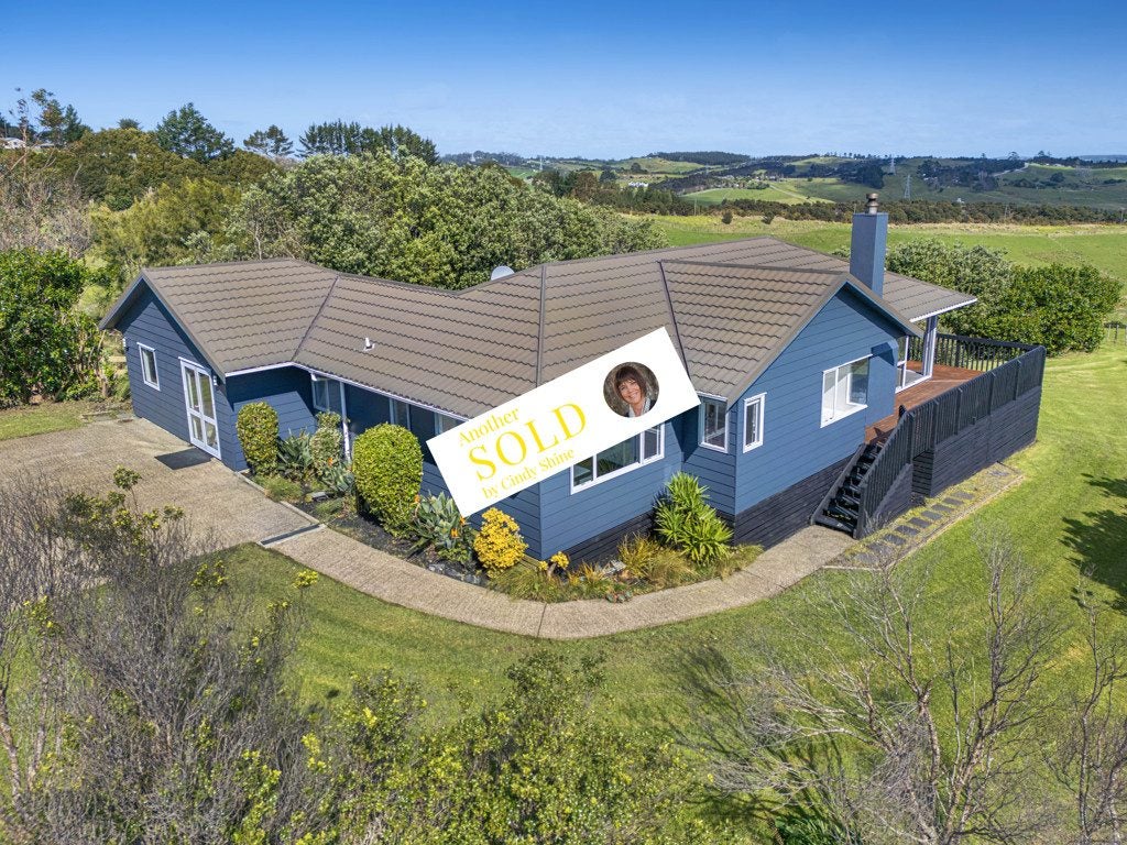 219 Oyster Point Road, Warkworth - Carousel 1