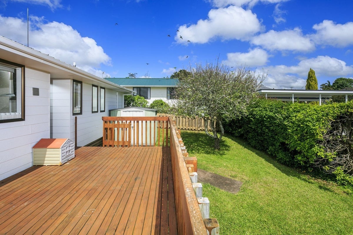 4/85 Hutchinson Avenue, New Lynn, Auckland - Carousel 2