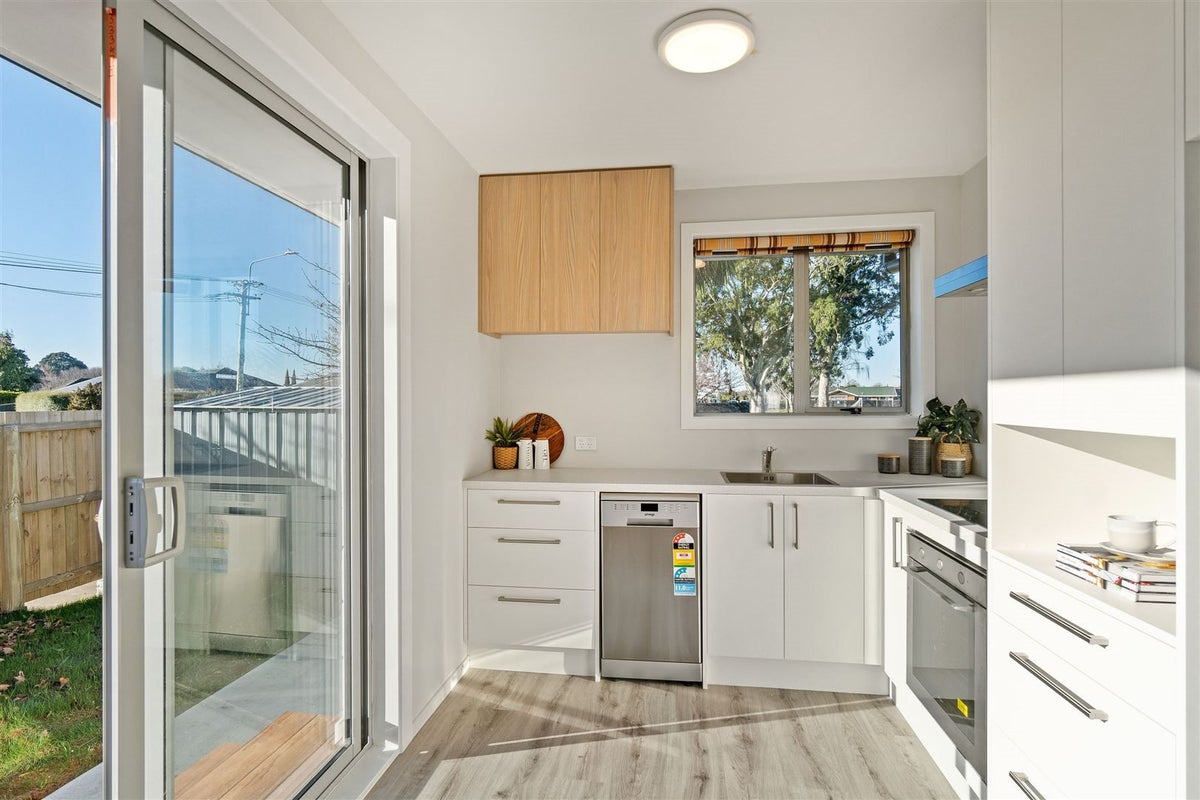 1/86 Veitches Road, Casebrook, Christchurch - Carousel 1