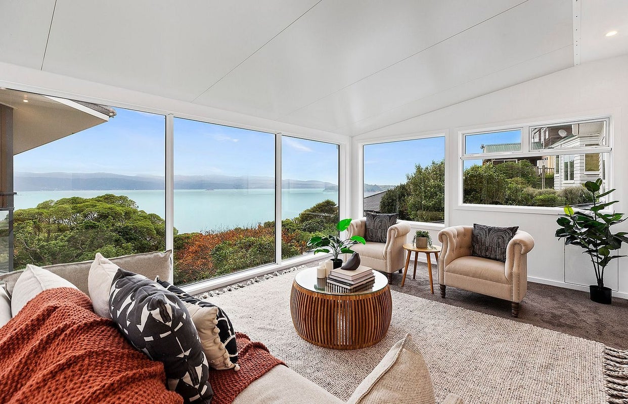 96 Homebush Road, Khandallah, Wellington - Carousel 2