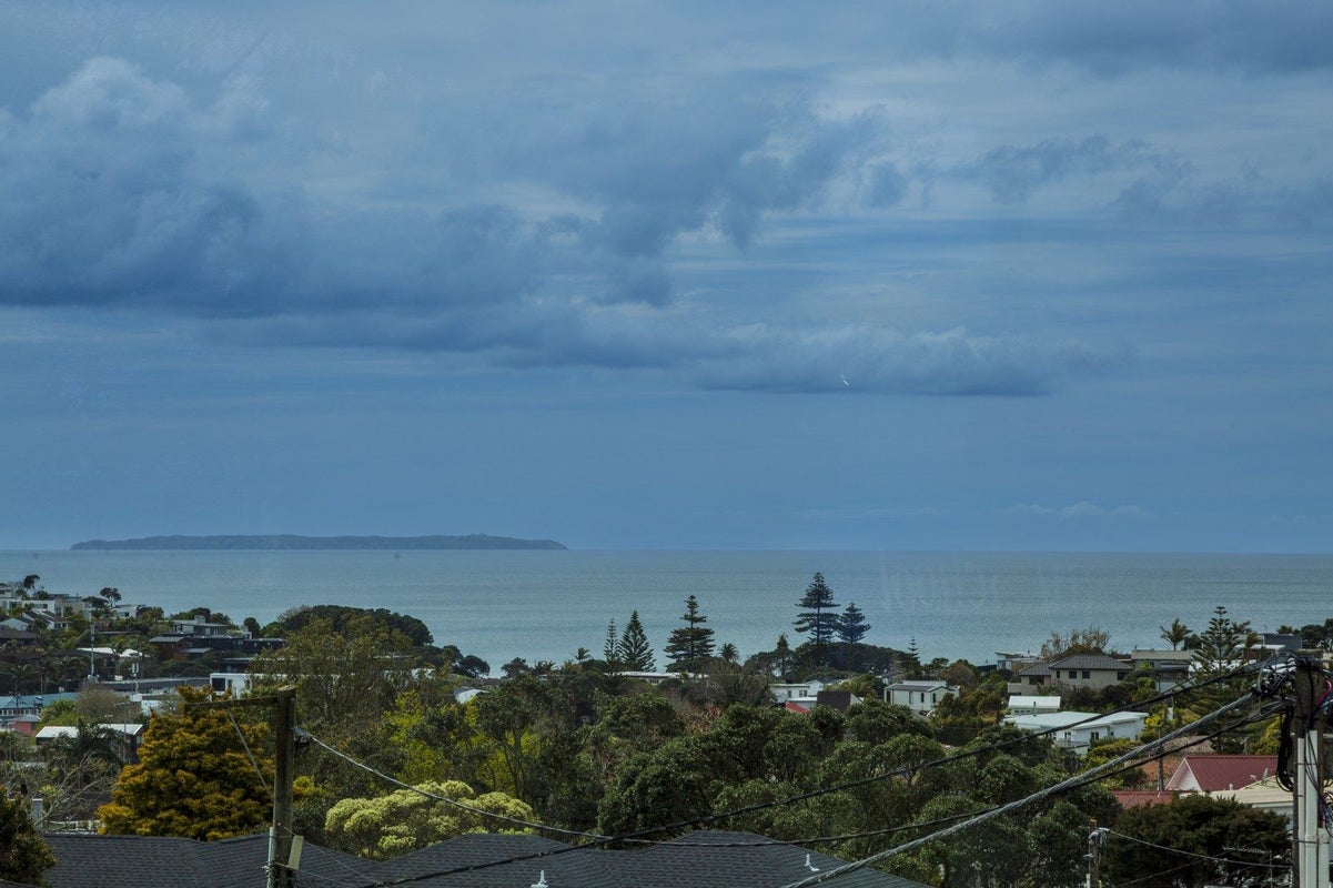 10A Agathis Avenue, Mairangi Bay, North Shore City, Auckland - Carousel 2
