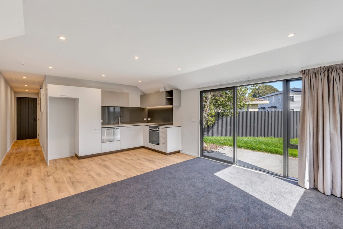 8/45 Dickens Street, Addington, Christchurch - Carousel 2