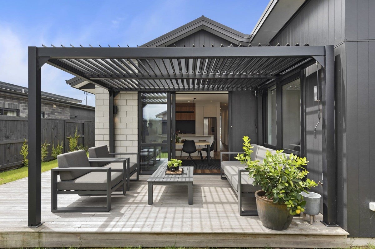 17 Naismith Street, Chartwell, Hamilton - Carousel 2