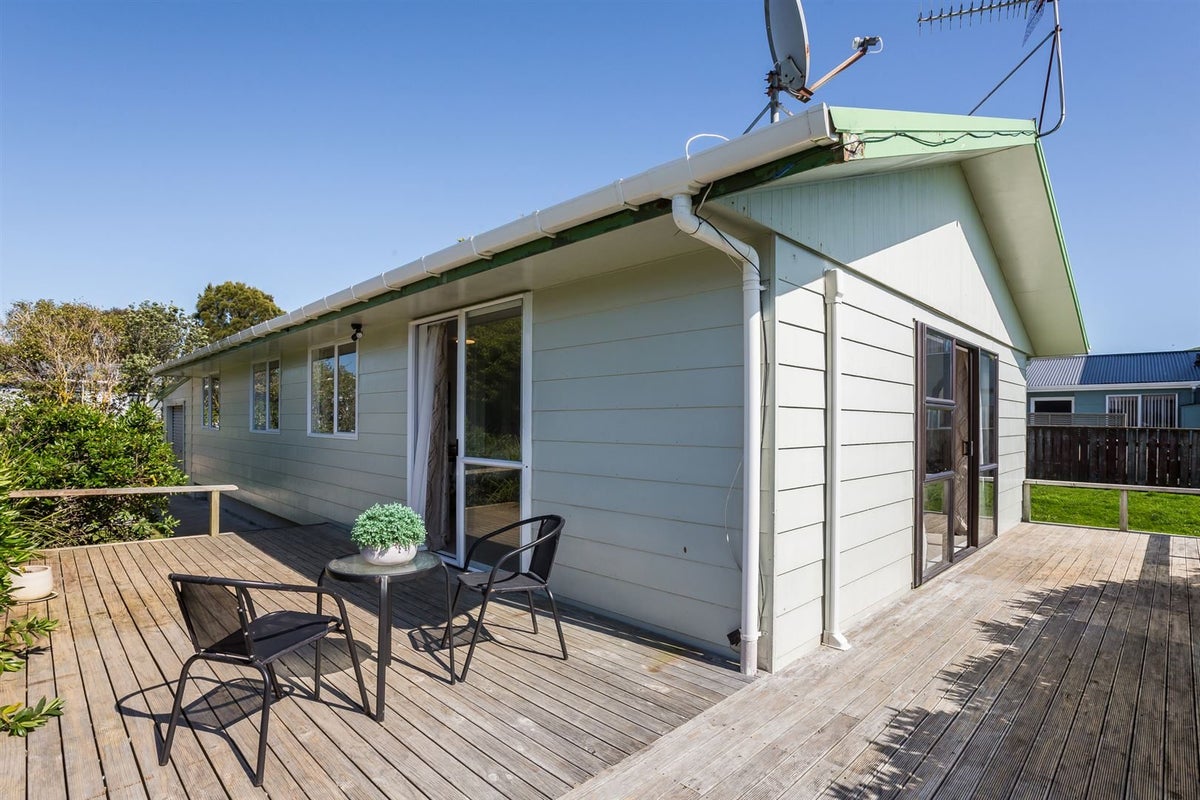 95B Muri Road, Pukerua Bay, Porirua - Carousel 1