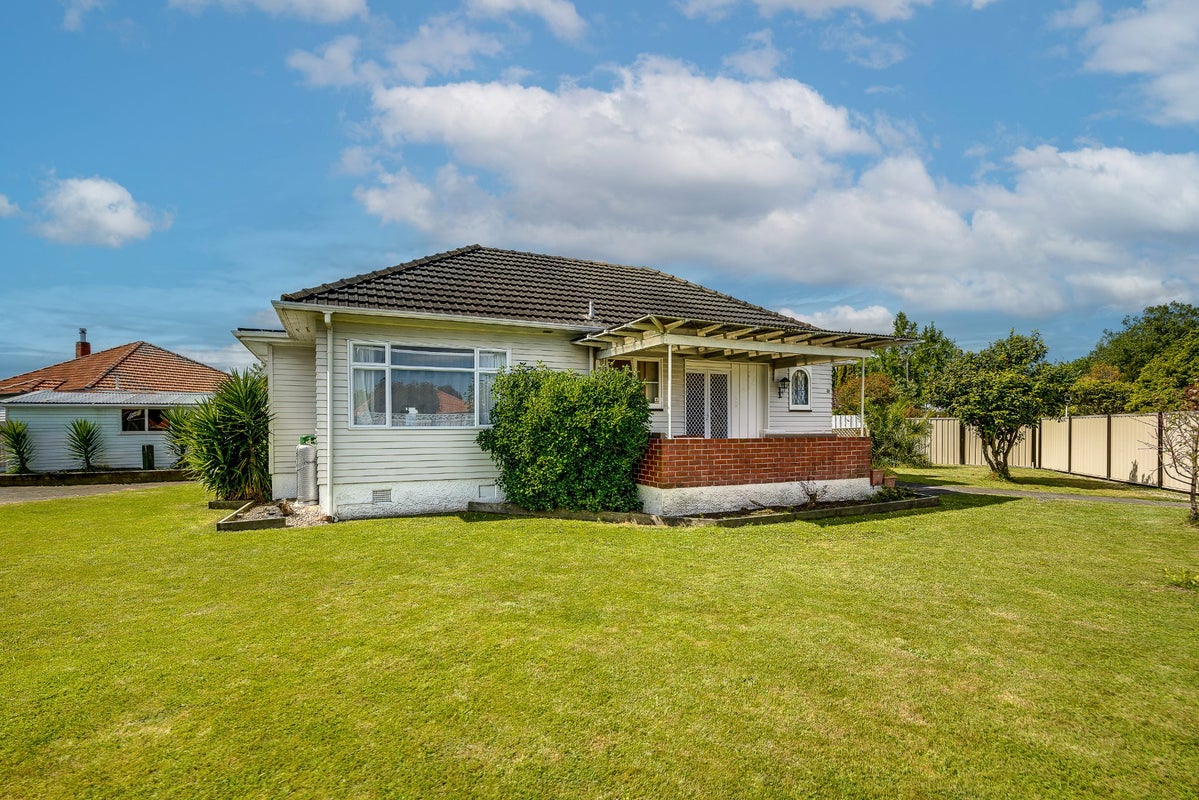 71 Latham Street, Marewa, Napier - Carousel 2