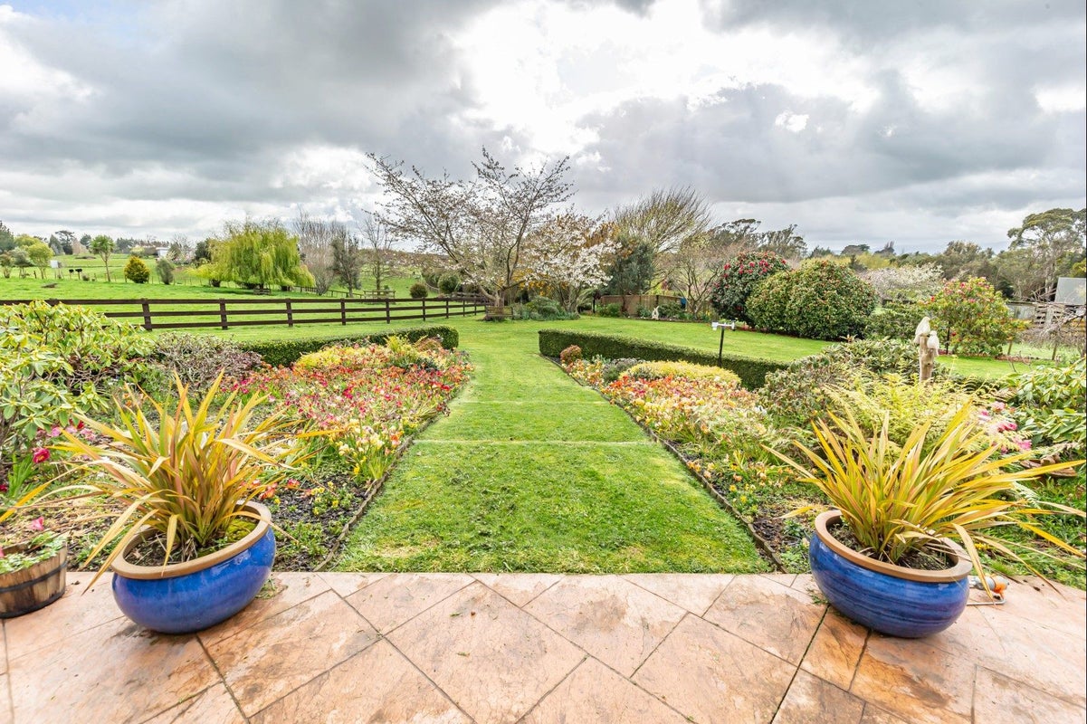 138 Muhunoa Road, OHAU, LEVIN - Carousel 2