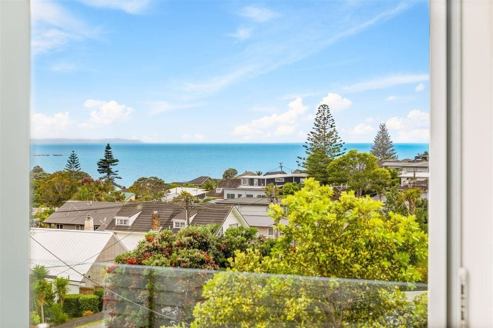 1/40 Beulah Avenue, Rothesay Bay, Auckland - Carousel 1