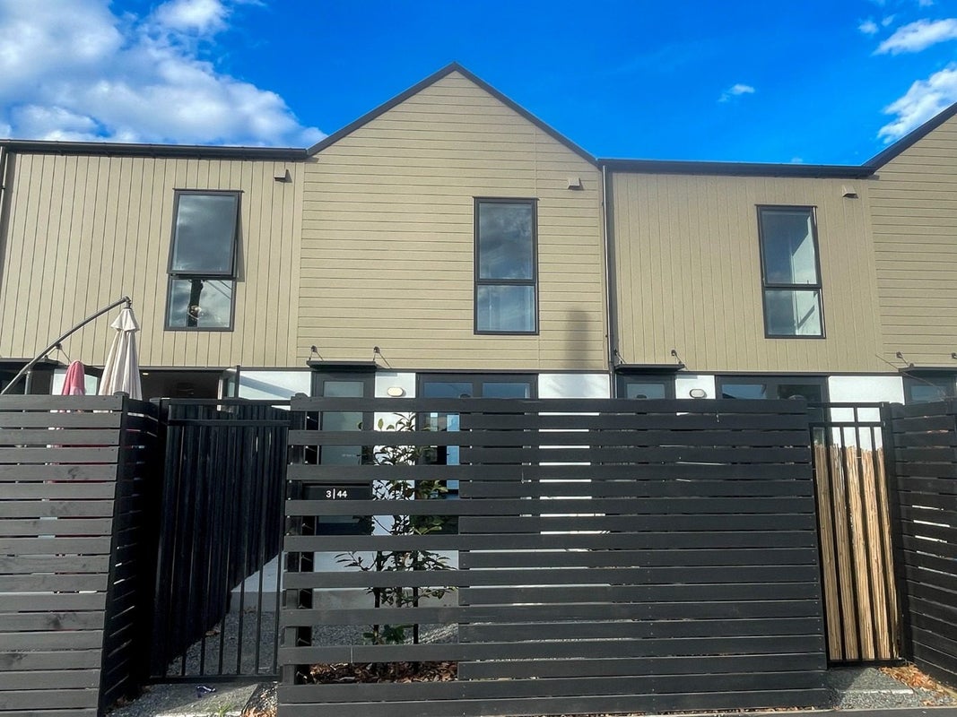 3/44 Antigua Street, Addington, Christchurch - Carousel 1