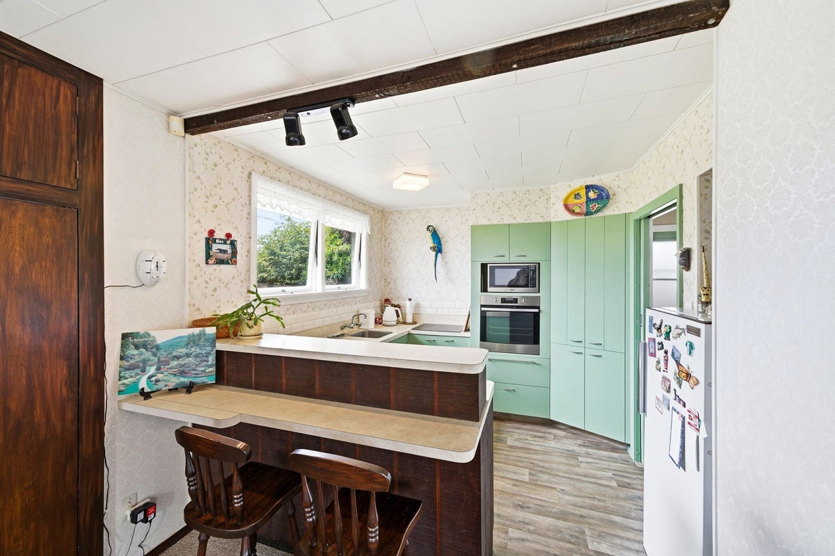 17 Wolsey Place, Hillmorton, Christchurch - Carousel 2