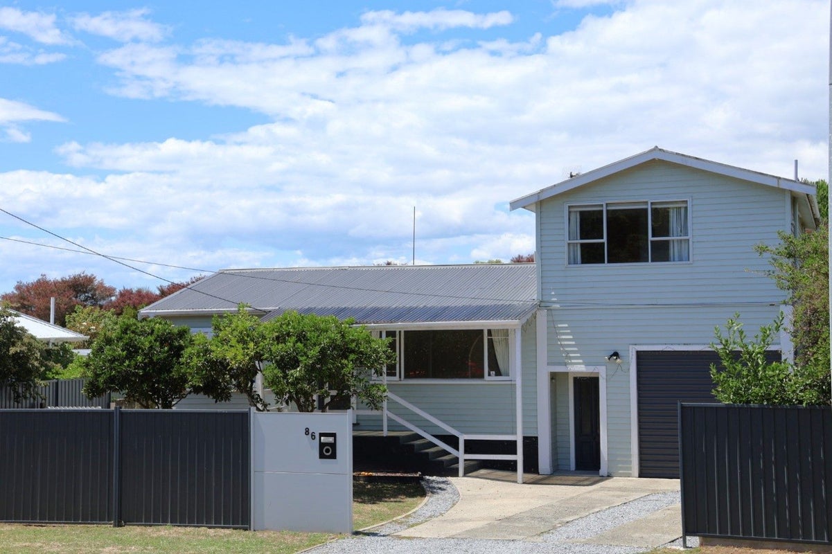 86 Stafford Drive, Ruby Bay, Mapua - Carousel 1