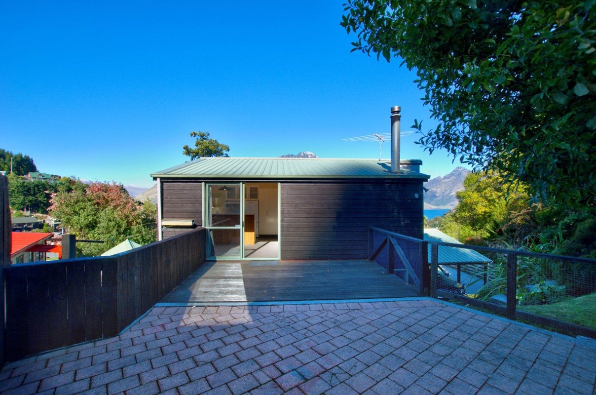 19 Wye Place, Fernhill, Queenstown - Carousel 26