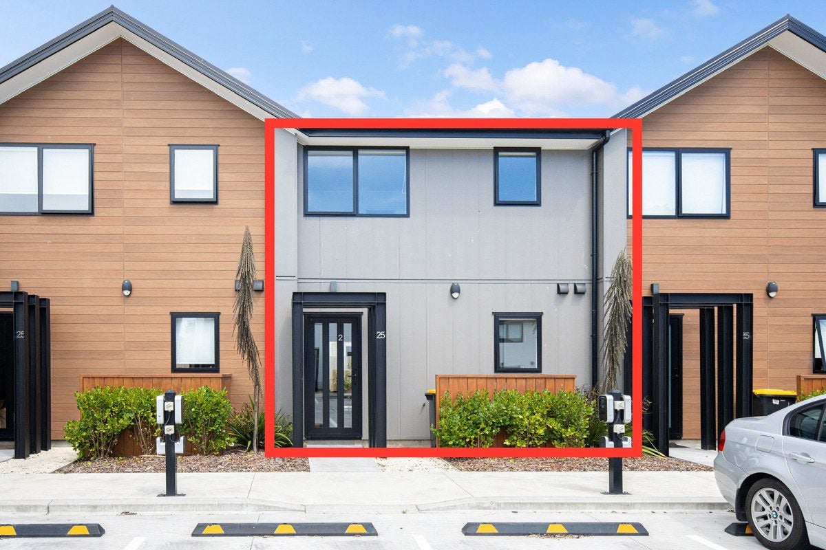 2/25 Hargest Crescent, Sydenham, Christchurch - Carousel 18