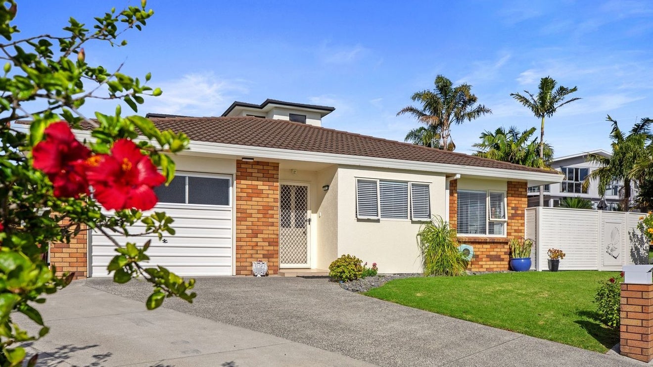 73A Freyberg Street, Otumoetai, Tauranga - Carousel 1