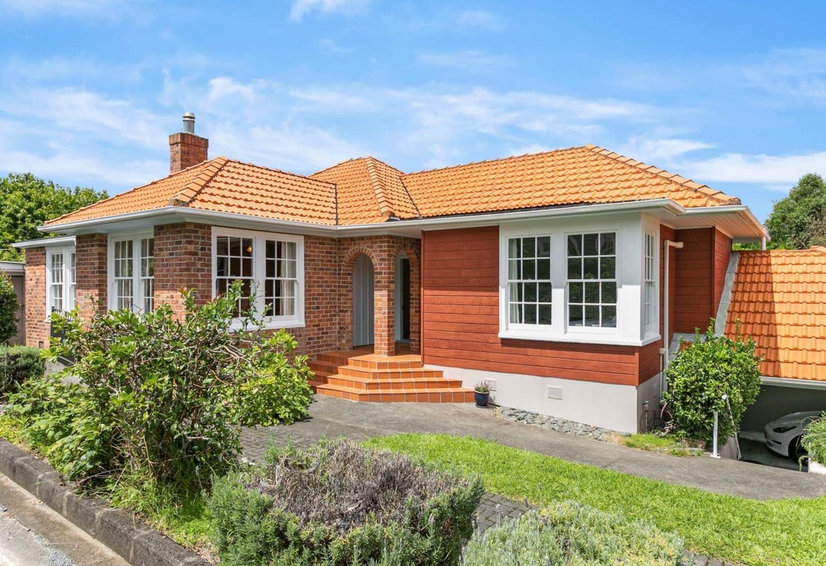 10 Ngaio Street, Orakei, Auckland - Carousel 2