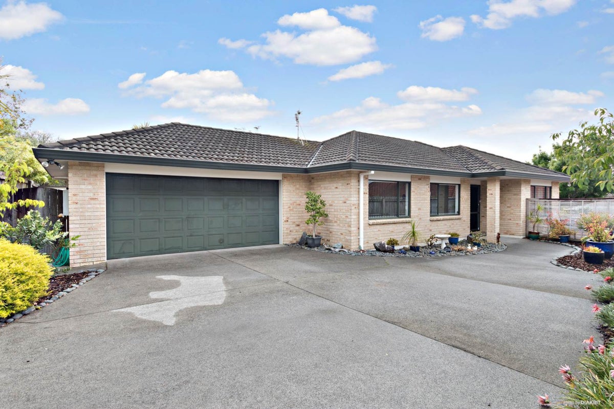 3 Dunvegan Rise, East Tamaki Heights, Auckland - Carousel 1