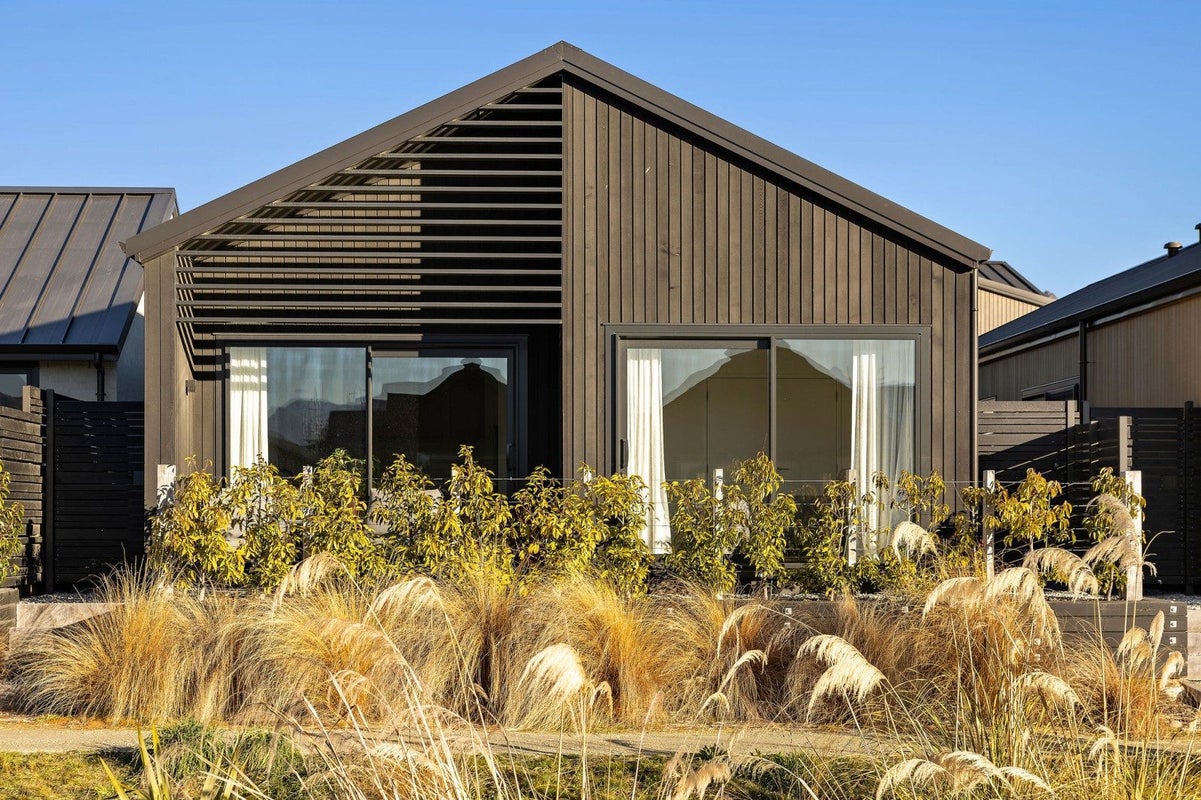 12 Chapman Way, Jacks Point, Queenstown - Carousel 2
