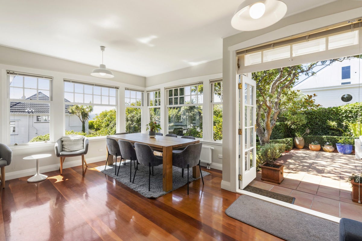 37 Upland Road, Kelburn, Wellington - Carousel 2