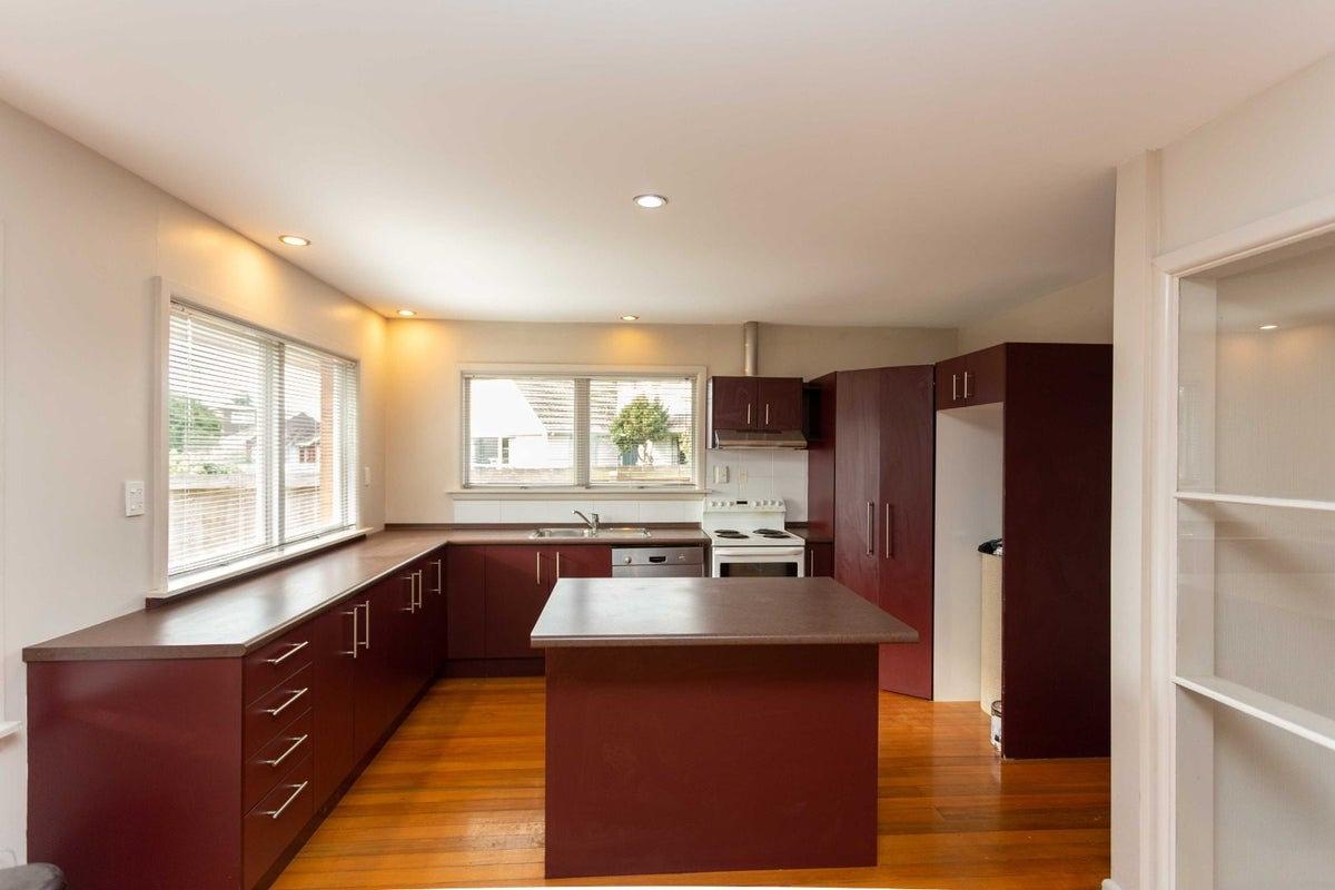 17 Brookby Crescent, Avonhead, Christchurch - Carousel 2