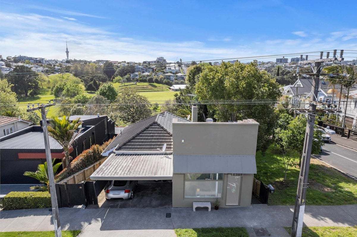 43 Dryden Street, Grey Lynn, Auckland - Carousel 2